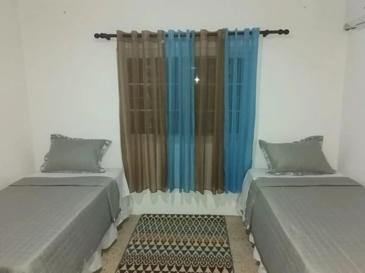 Lovely 4-Bed House In Beautiful Portland Buff Bay Holiday home